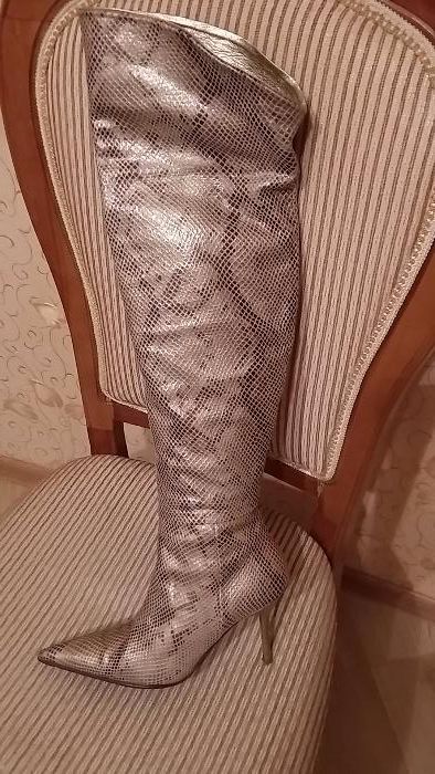 Ботфорты золотые р.35, Италия