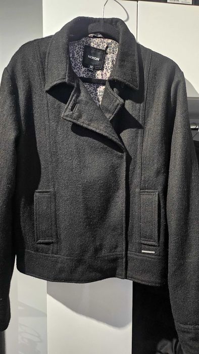 Вълнено дамско  ново палто Nixon