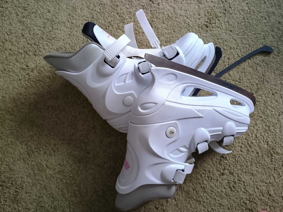 Patine Oxelo – mărimea 40 – extrem de puțin folosite