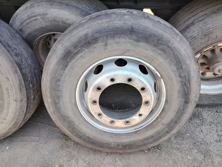 Гуми с джанти 315/80/22.5 ДОТ 1021г