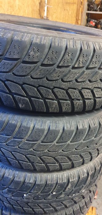 Cauciucuri iarna 215/70 R16 -400 ron setul