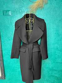 Palton negru marca UTERQUE, mărimea XS, cu sac original