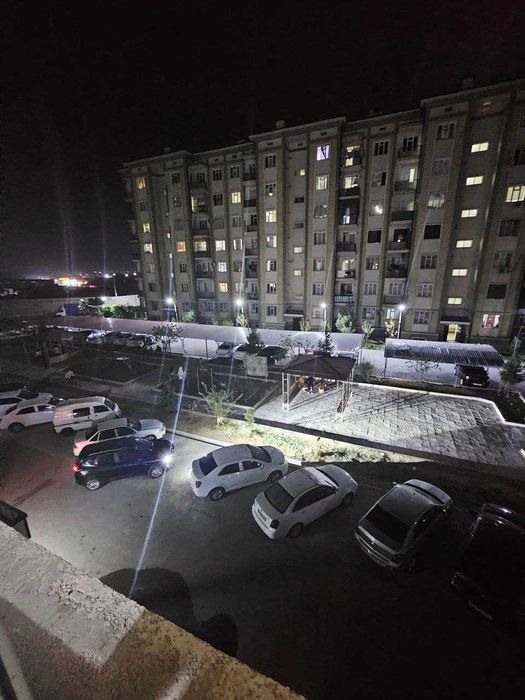 Квартира Янги Хает Спутник-16а 2*3/3/10 80-кв.м