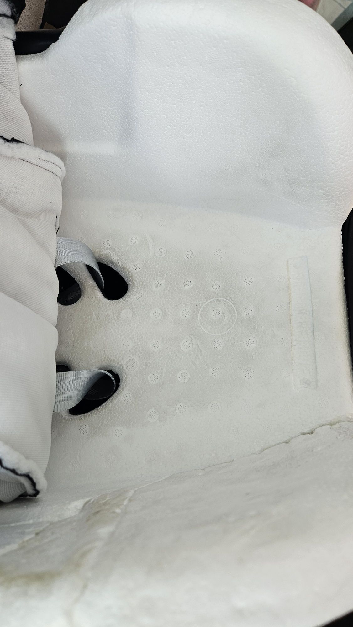 Maxi cosy стол седалка за кола и Isofix Family fix