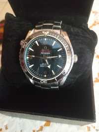 Ceas Omega cu mecanism automatic