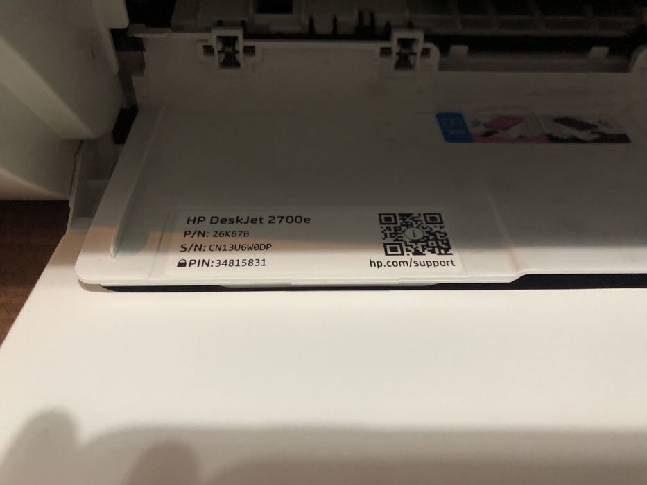 Imprimanta HP deskjet 2700e