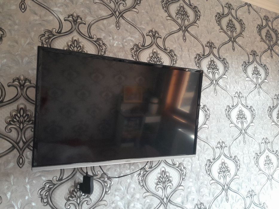 Продается на запчасти телевизоры