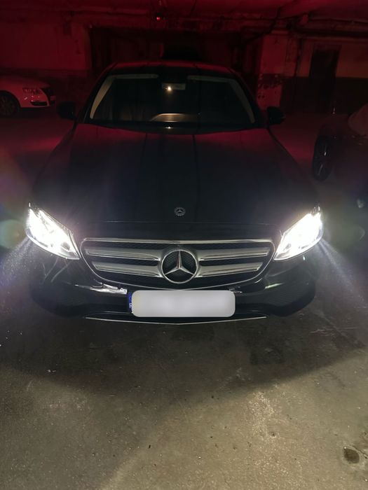 Mercedes advangard E 220 /2018