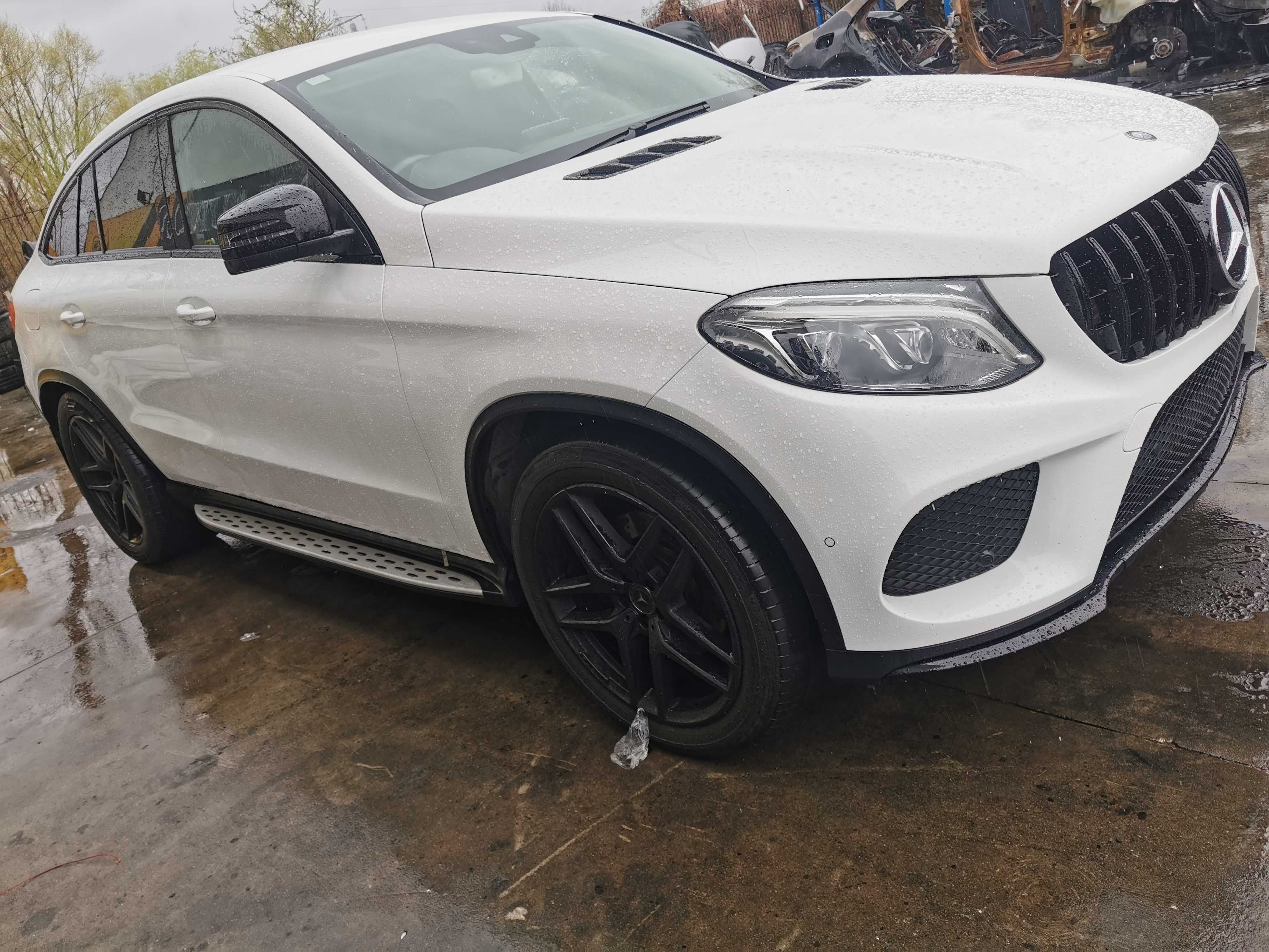 Dezmembrez mercedes gle coupe pachet amg/fata completa gle coupe/