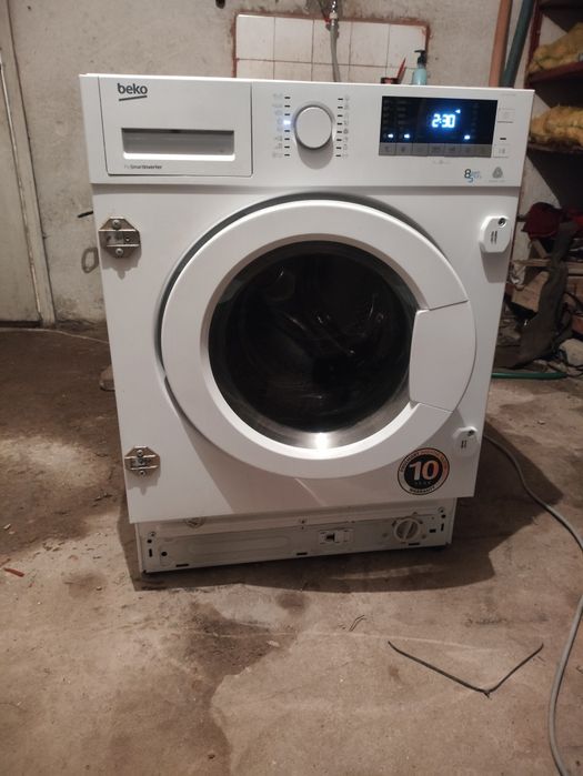 Пераля със сушилня Beko за вграждане