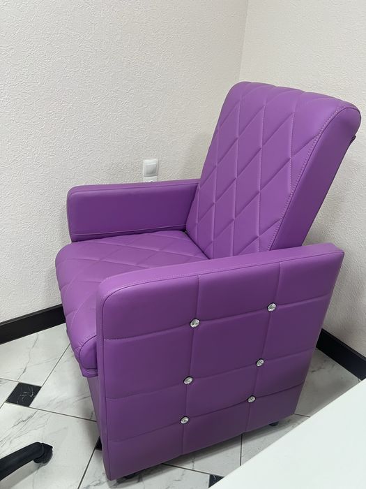 Продаю Педикюрное  кресло