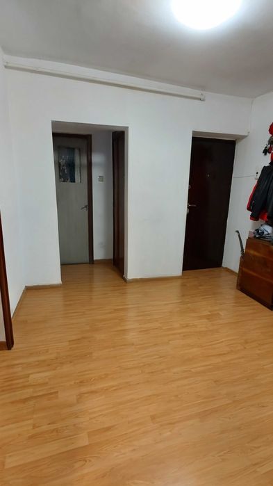 Apartament 4 camere – Crângași, reabilitat 2025, Centrală.