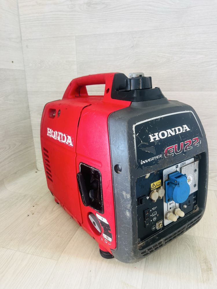 Honda EU 22 I inverter generator curent