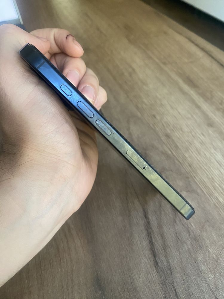 iPhone 16 Pro 128GB Black с Гаранция