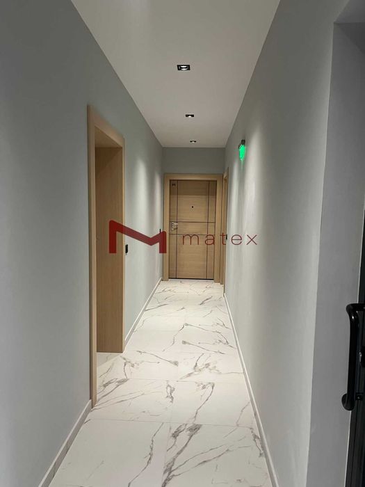 Продава се Двустаен апартамент в к.к. Св.Св. Константин и Елена - 65 кв.м за 2600 €/кв.м - Снимка #8