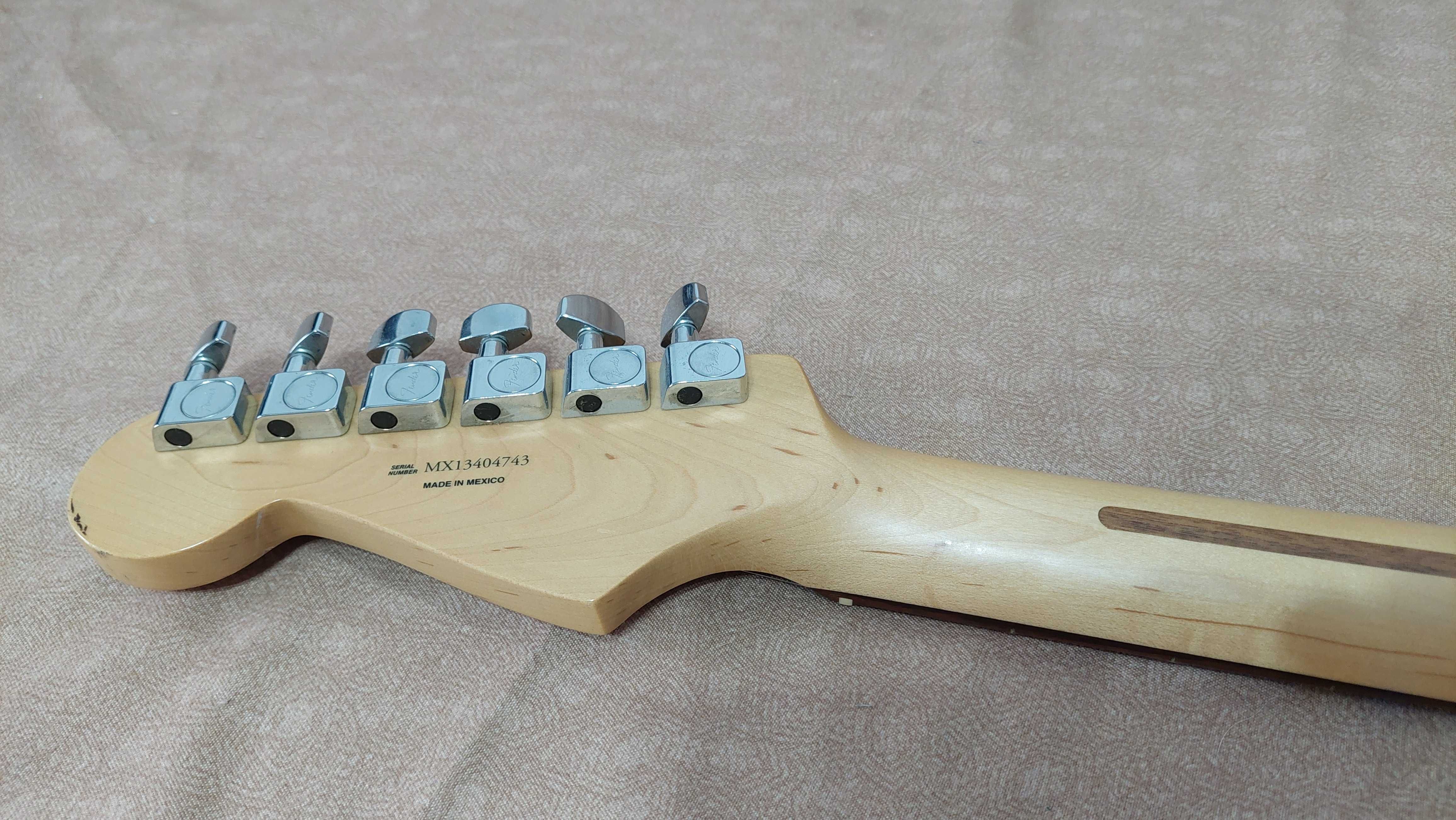 Chitara Fender Stratocaster HSS Mexico + Amplificator Crate 15W