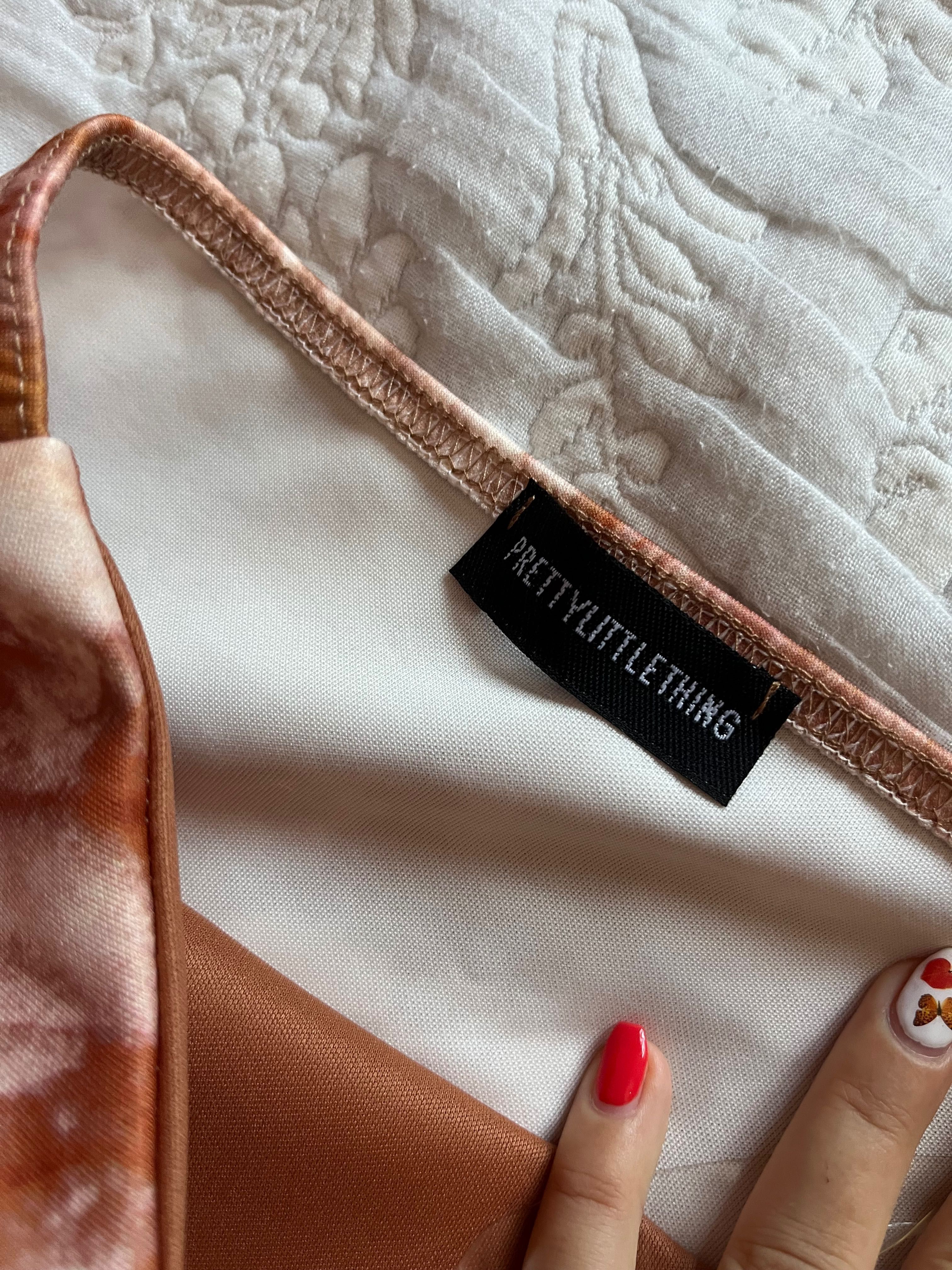 Рокли Desigual, Pretty little thing, Guess, Shein
