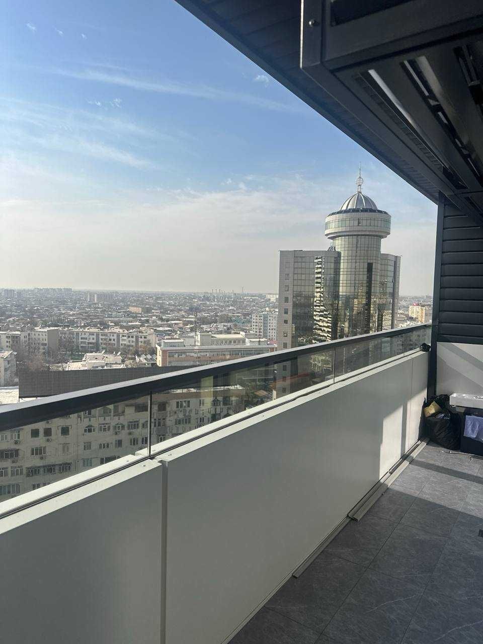 СРОЧНО ПРОДАЕТСЯ 2х ком квартира в ЖК "U-Tower"  48м2     14-этаж