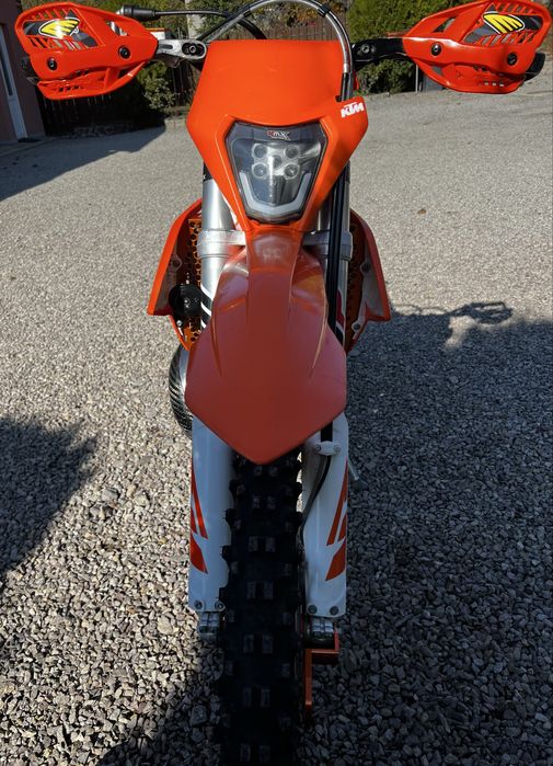 Vând KTM EXC 300 tpi 2023 inmatriculat.