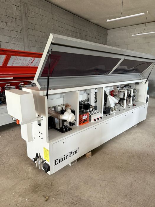 Кромкооблицовочный станок с прифуговкой