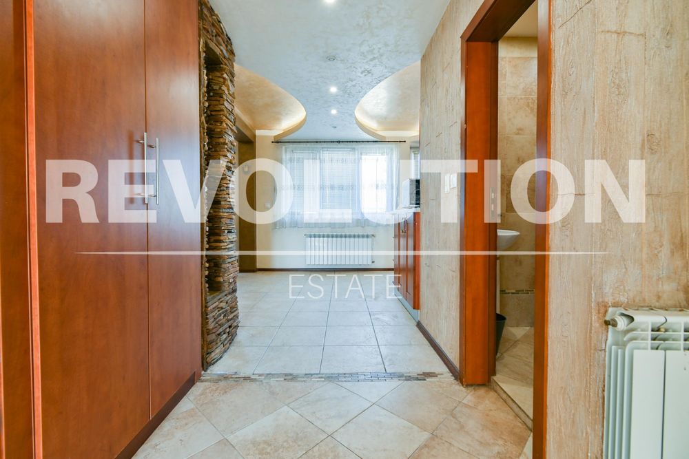 Дава се под наем Тристаен апартамент в София, Манастирски ливади - 160 кв.м за 800 € - Снимка #11