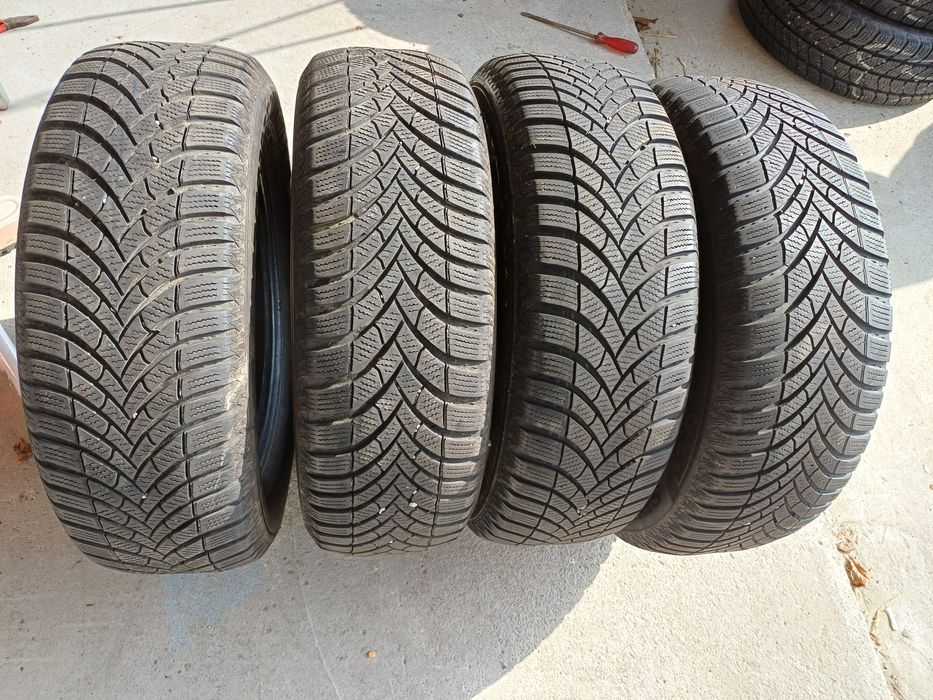 205 60 16 Anvelope Hankook Continental Semperit