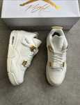 Air Jordan 4 Metallic Gold Premium – Disponibil Acum