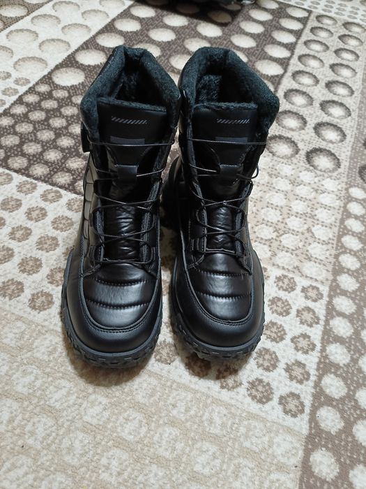Ботинки зимние новые