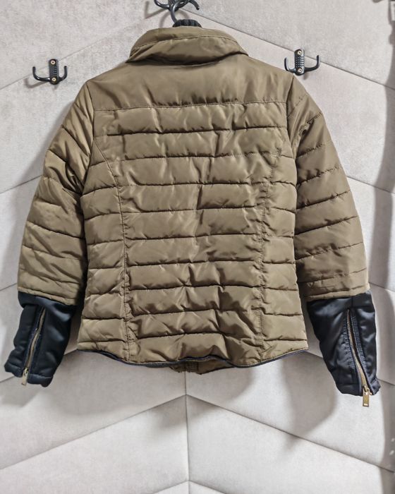 Geaca ESPRIT marimea S/M pret 25lei