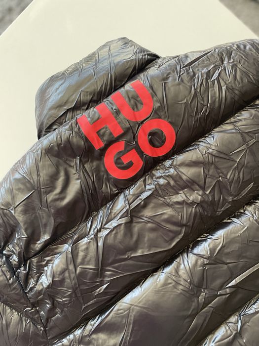 Мъжко зимно яке в черен цвят Hugo Boss