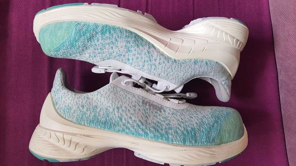 Pantofi UVEX 1 G2 PLANET 6823 S1P SRC ESD marimea 42