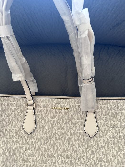 Дамска чанта Michael Kors и Calvin Klein н