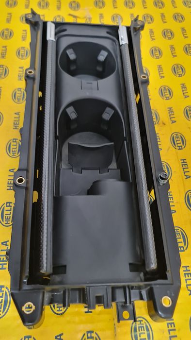 Cotoera suport pahare usb bricheta consola centrala Porsche Panamera 9
