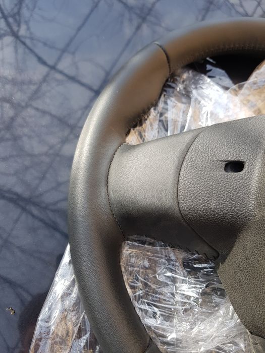 Volan renault 4 este nou