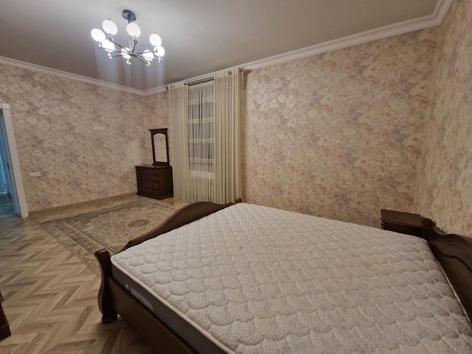 Ховли уй ижарага берилади!Ориентир Центир Стоматология, 3 хона. 150 кд