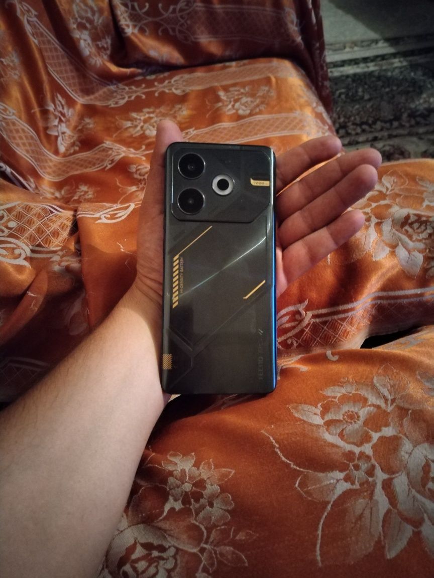 Techno Pova 6neo