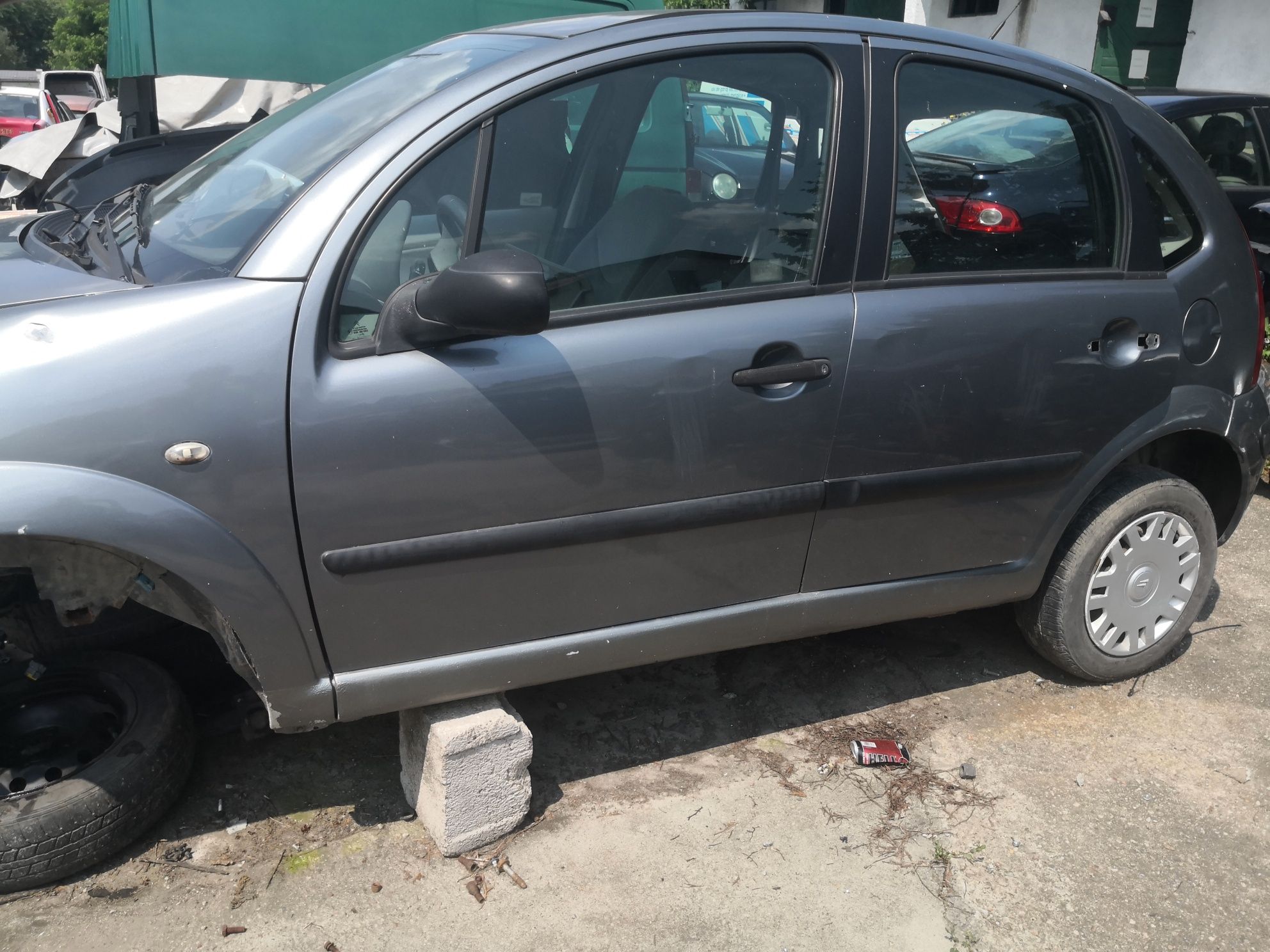 Dezmembrez Citroen C3 1.4 HDI 2005