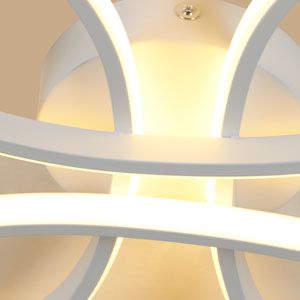 LED таванна лампа във формата на цвете