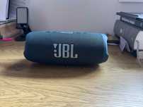 Тонколонка JBL Charge 5