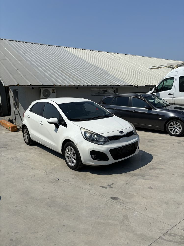 Dezmembrez kia rio 2012 1.1 crdi