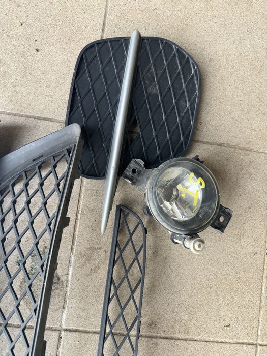 Grila / grile Bara fata BMW X5 E70 LCI Facelift