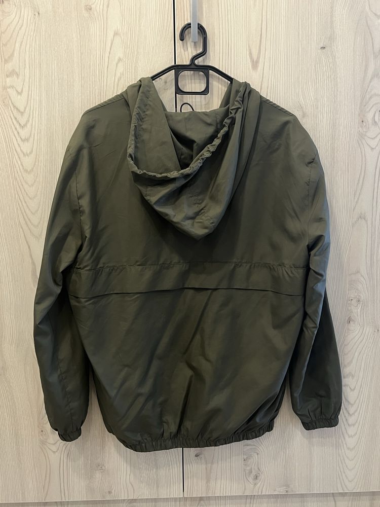 Ветровка/пролетно яке Bershka