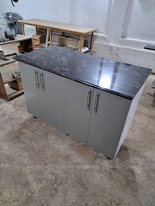 Мебель Кухонный гарнитур, отдельно кухонный стол