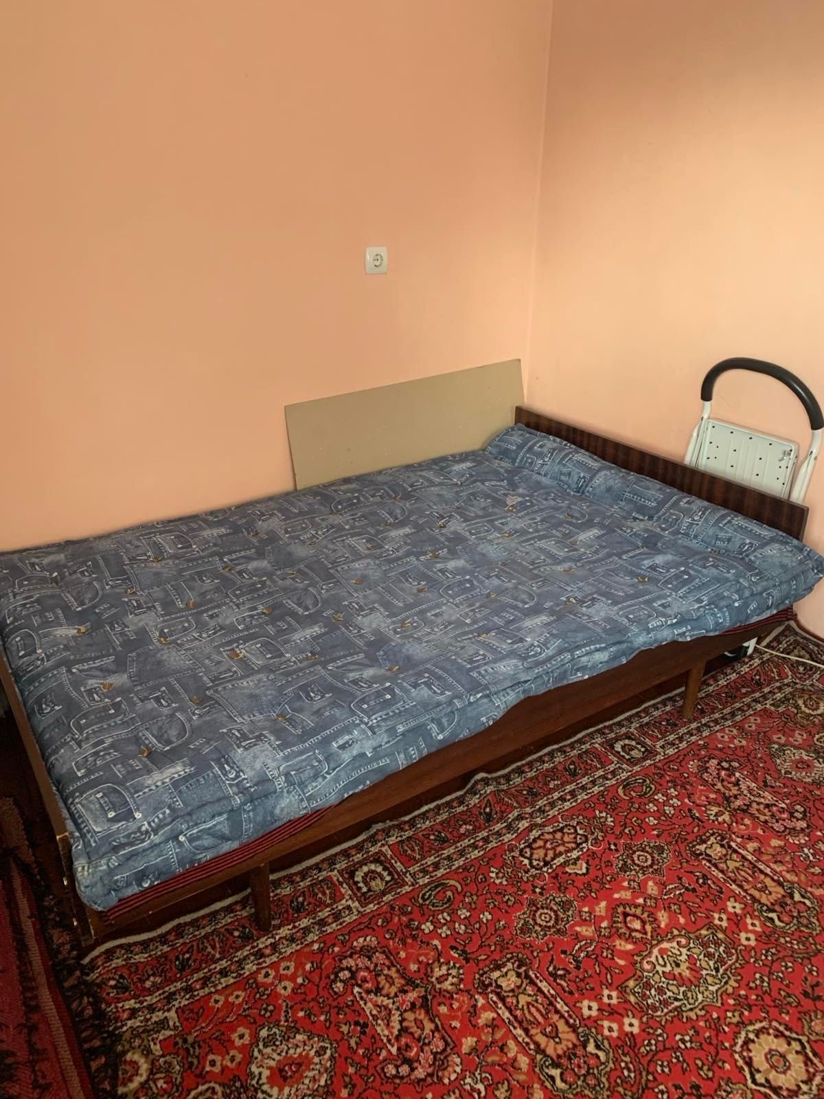 Легло  1,90/1,20 с дюшек