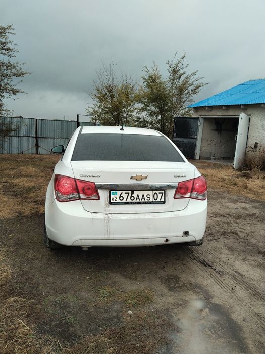 Продам Шевроле Круз 2011