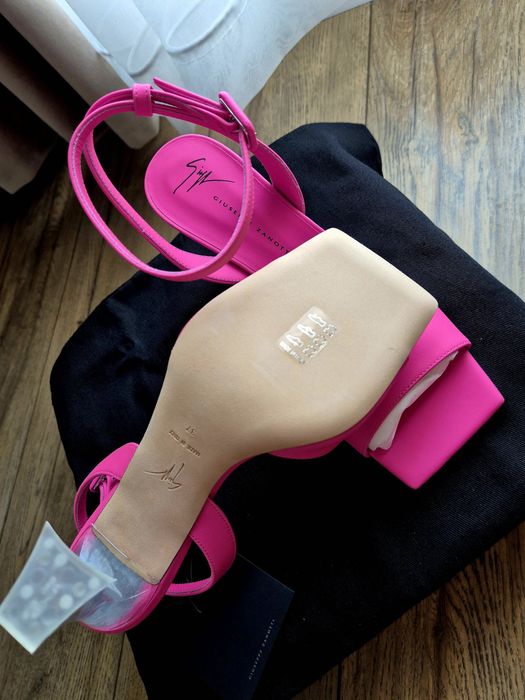 Sandale Giuseppe Zanotti