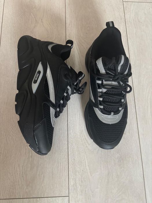 Dior b22 black 2 purtari