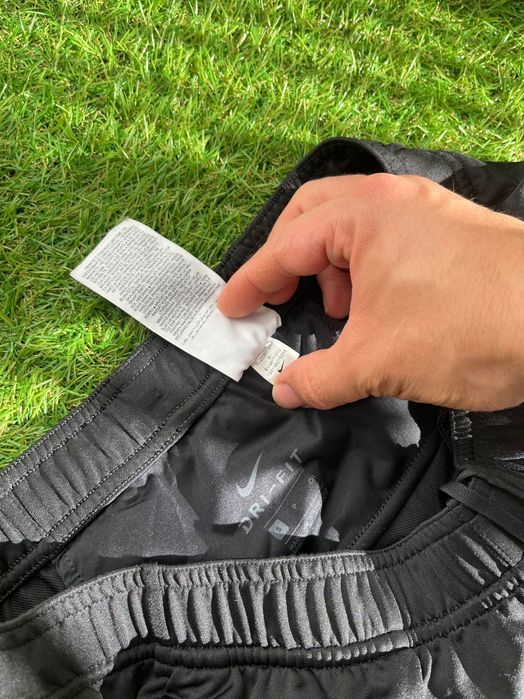 Мъжко долнище : Nike Essential DRI-FIT S