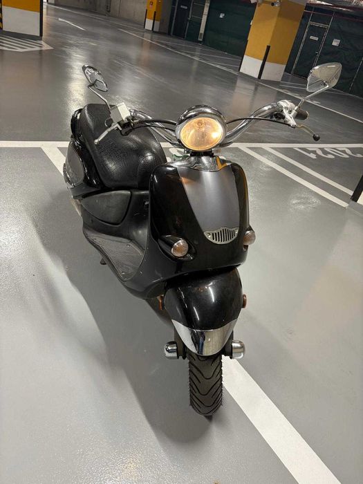 Scuter Aprilia Habana Custom 50cc