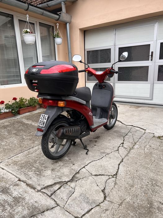 Vand Piaggio Free